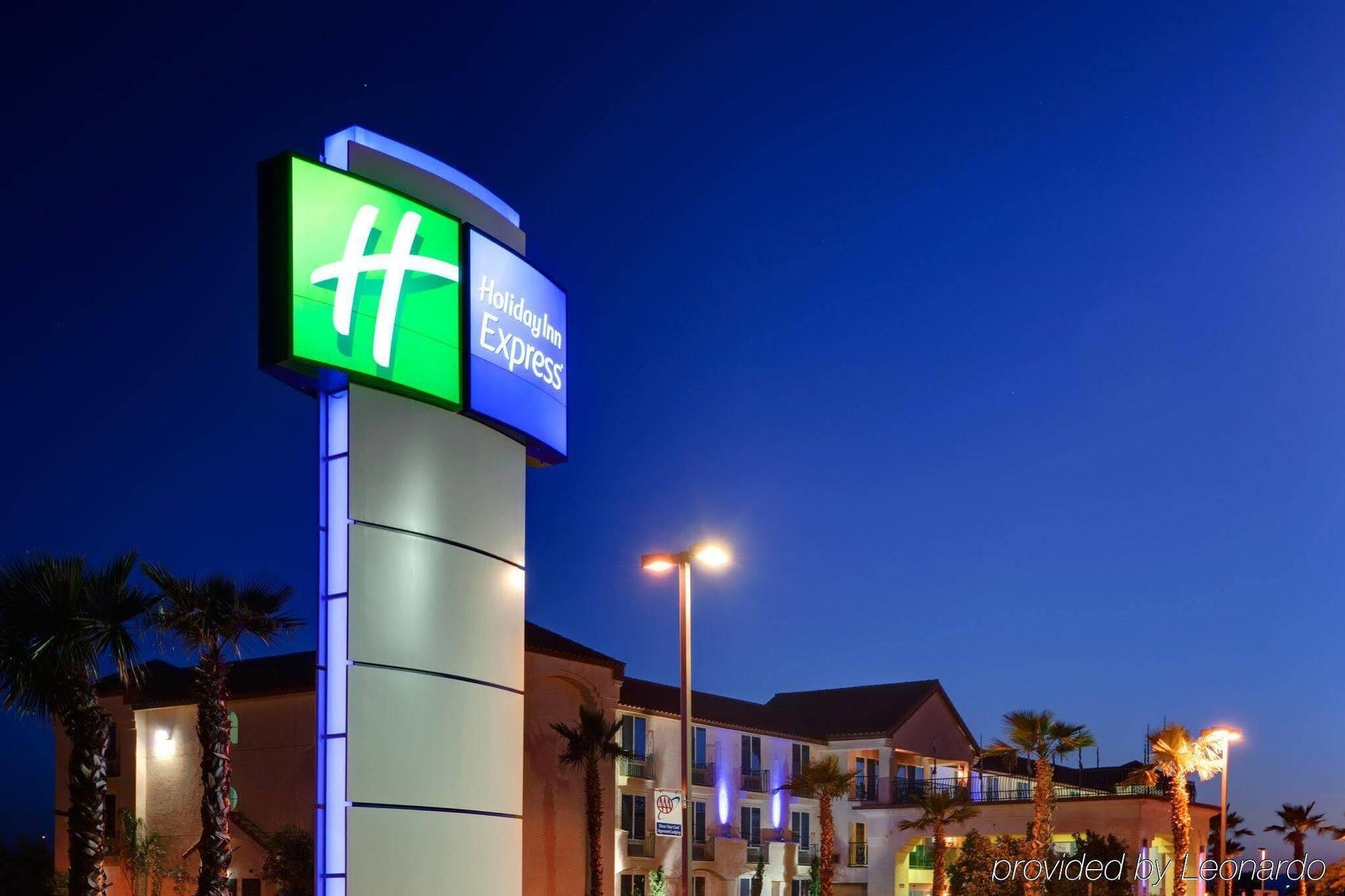 Holiday Inn Express Calexico, An Ihg Hotel Exterior foto